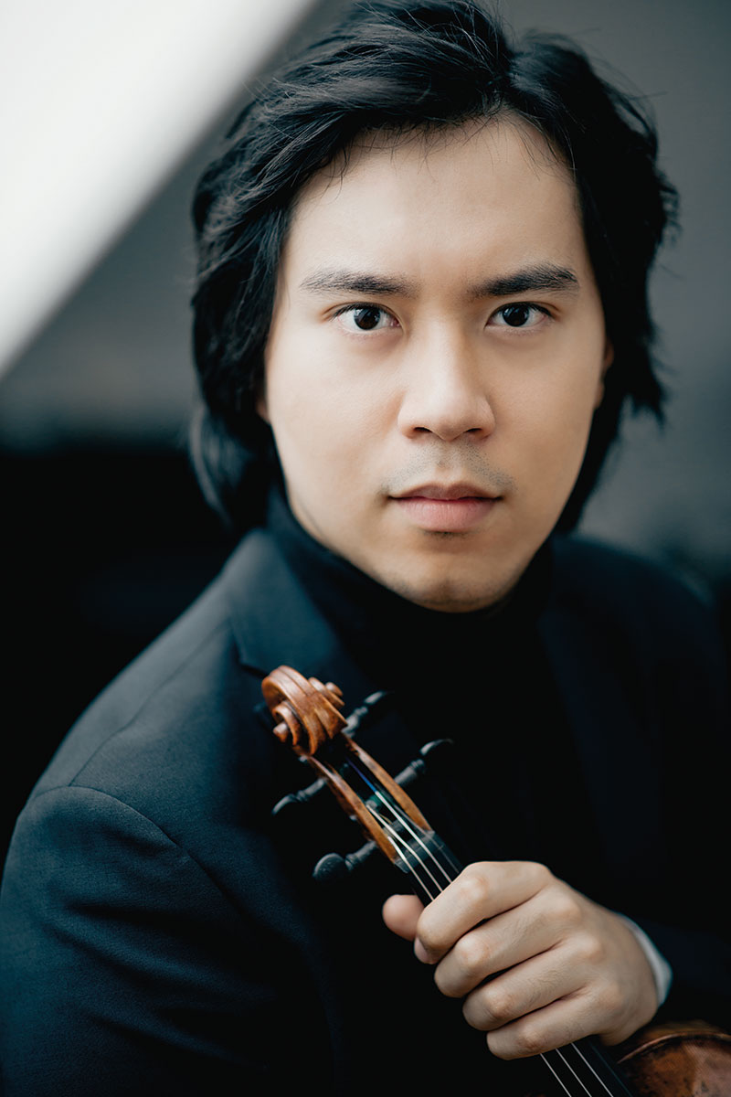 Elias Moncado, Violine